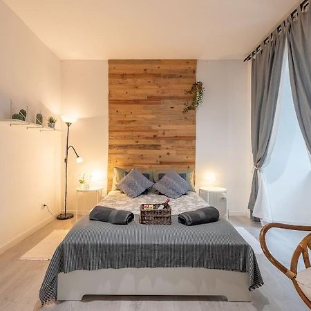 Modern Rustic Apartment In Graca リスボン エクステリア 写真